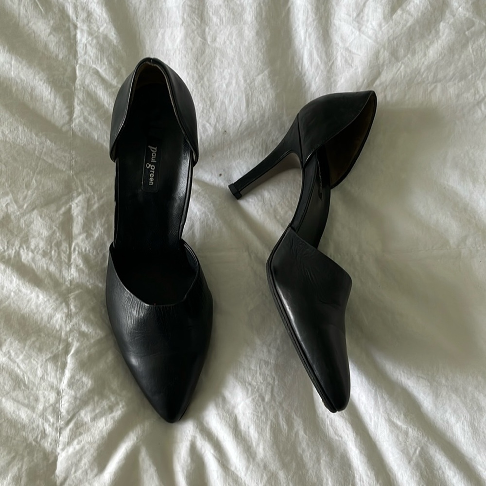 Paul Green black Julia D’orsay pumps. US size 9.5
